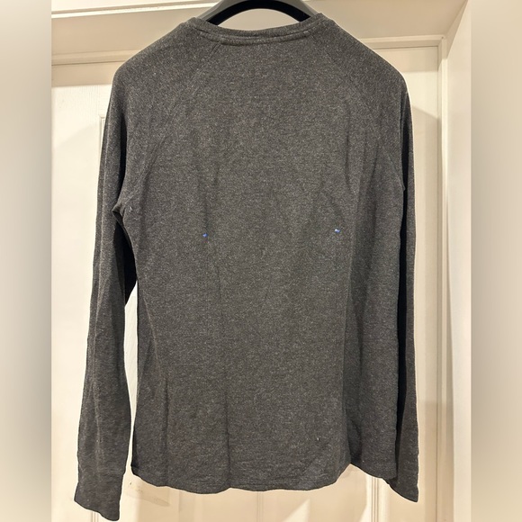 Kit and Ace - Men’s (M) - Cashmere V-Neck Sweater - Picture 5 of 5